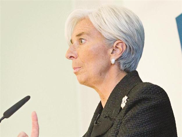 IMF head seeks larger rescue fund