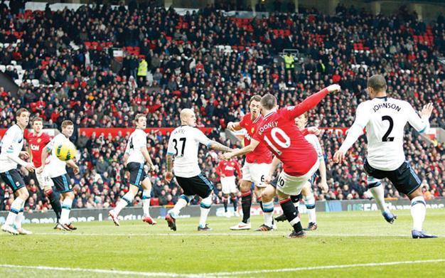Rooney says Gerrard must be named England skipper