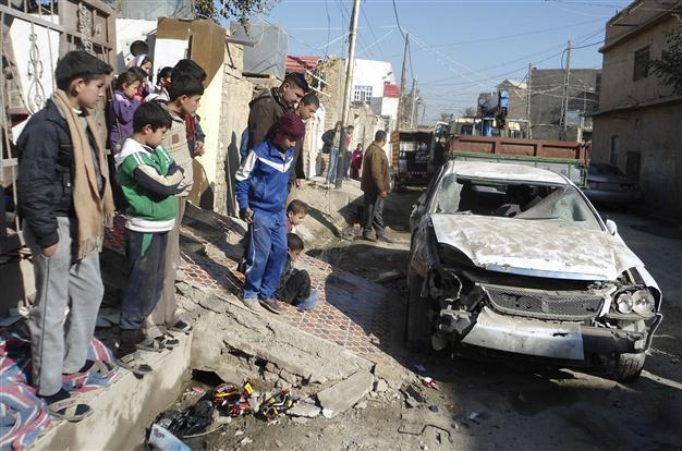 61 dead as Iraq bombs hit Shiites