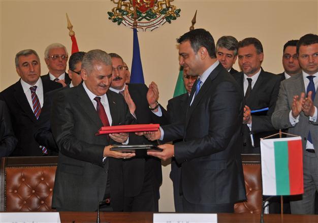 Turkey, Bulgaria sign transportation agreement