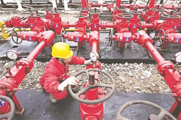 China considers new ‘super ministry’ for energy in 2013