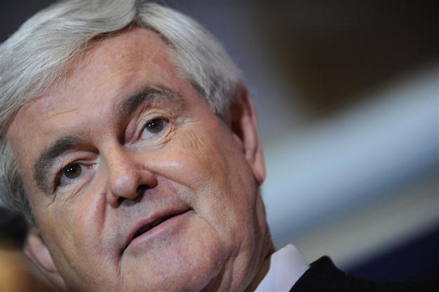 Gingrich promises new world on the Moon