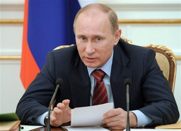 Putin vows to boost population in Russia