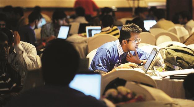 Authorities probe China, US commission hacking