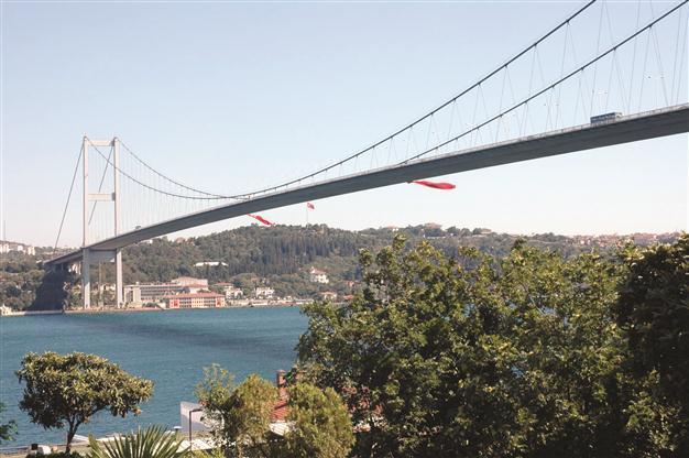 Financial woes hit highway and third Bosphorus bridge tender