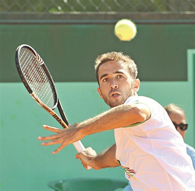 Marsel crashes out of Australian Open