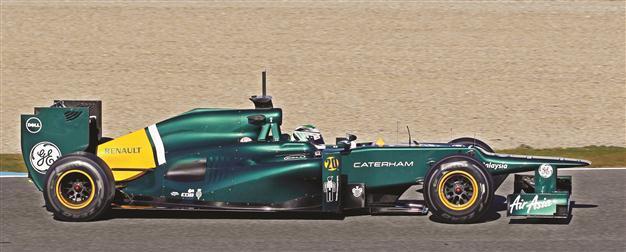 Caterham F1 drops Trulli, signs Petrov