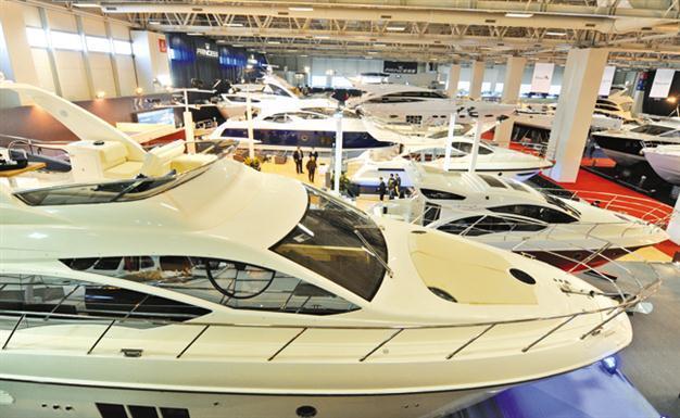Istanbul boat show opens