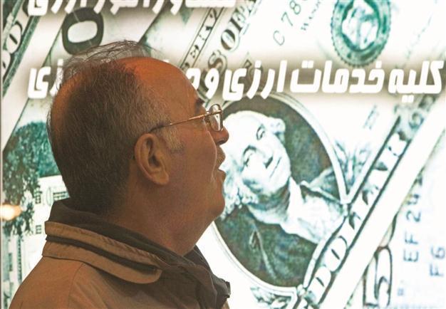 Iran plays hard on dollar touts