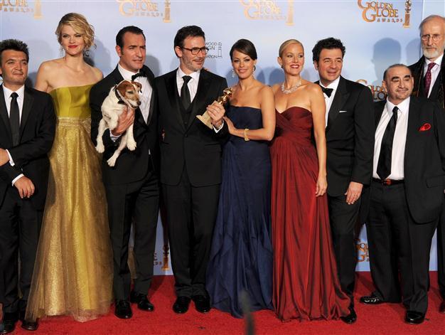 Artist, Descendants shine at Golden Globes
