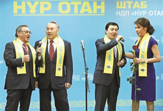 Kazakhs meet opposition