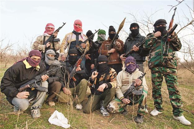 Foes of al-Assad step up pressure