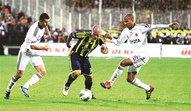 Wounded Turkish giants set for derby