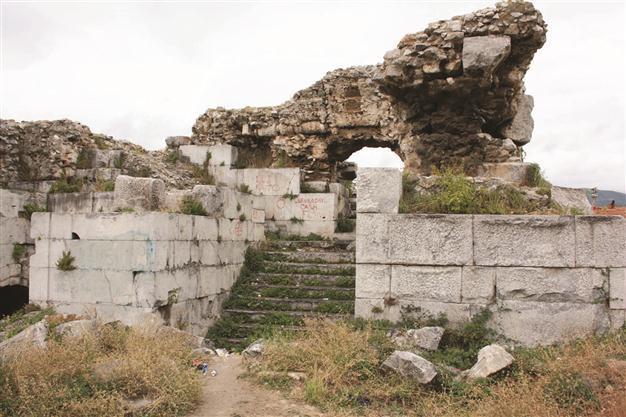 Works start for İznik’s theater