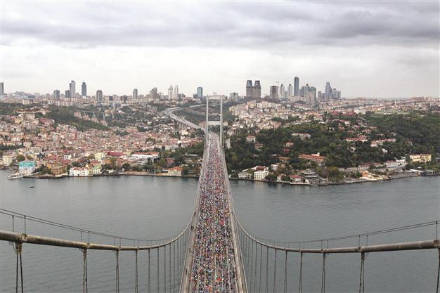 Bosphorus Bridge will not be down closed, minister reveals