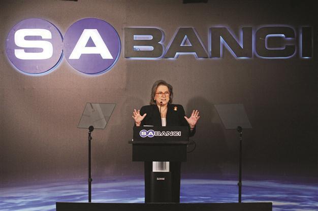 Sabancı eyes control in retailer