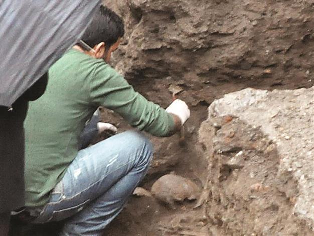 Human skulls found on former gendarmerie site