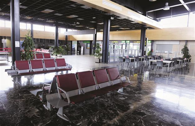 Ghost airports burning cash