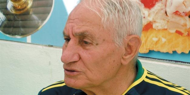 Legendary Fenerbahçe player Lefter dies