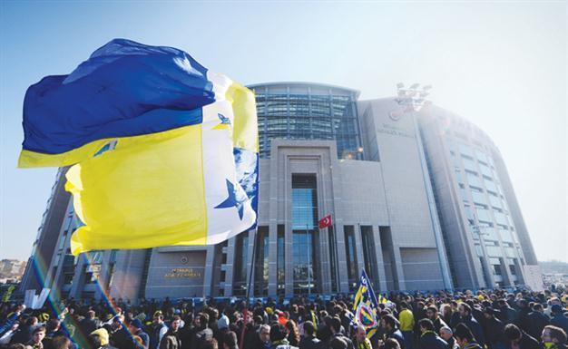 Fener fans to descend on court