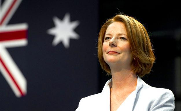 Australian prime minister hosts dinner for lesbians and gays