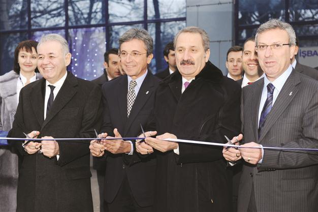 Işbank posts solid credit growth, looks eastward