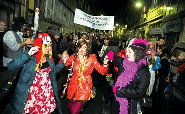 Tatavla Carnival returns to Istanbul’s streets