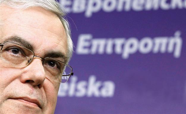 After president, Greek PM also gives up salary