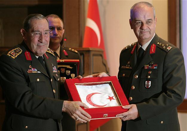 Former chief of General Staff testifies in court