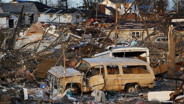 27 dead, one town gone as tornadoes rip central US