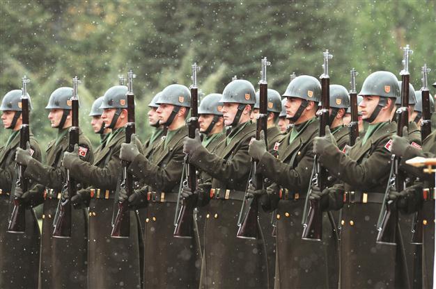 Military to abolish misogynous marches