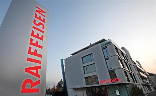 Lender demands more client information from Switzerland