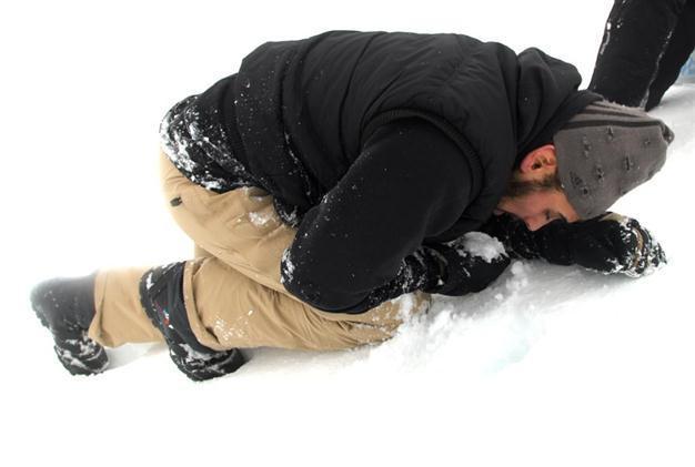 Freezing snowboarder rescued on Uludağ after tweeting