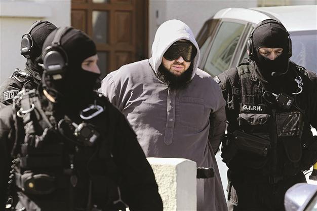 Crackdown as Sarkozy enjoys growing support