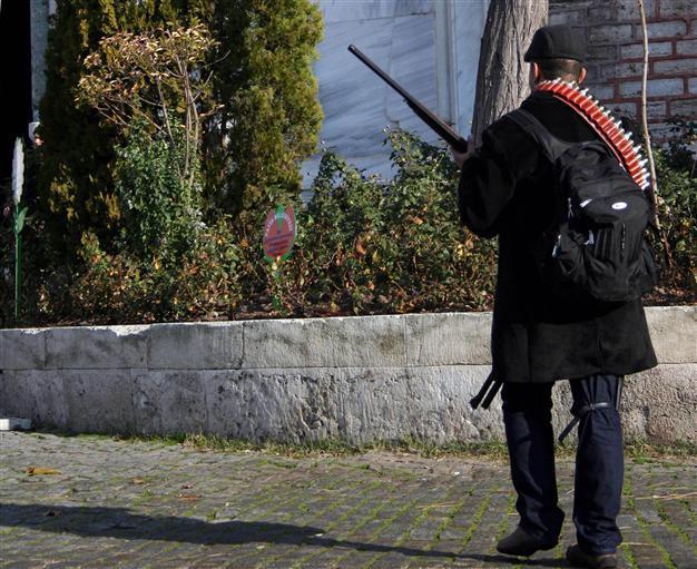 Libyans bought 1,400 guns from Turkey: minister
