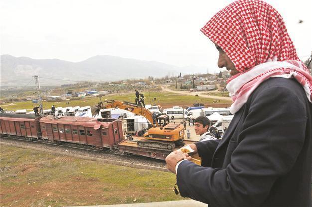 Adana’s locals rush to set of new ‘James Bond’ film