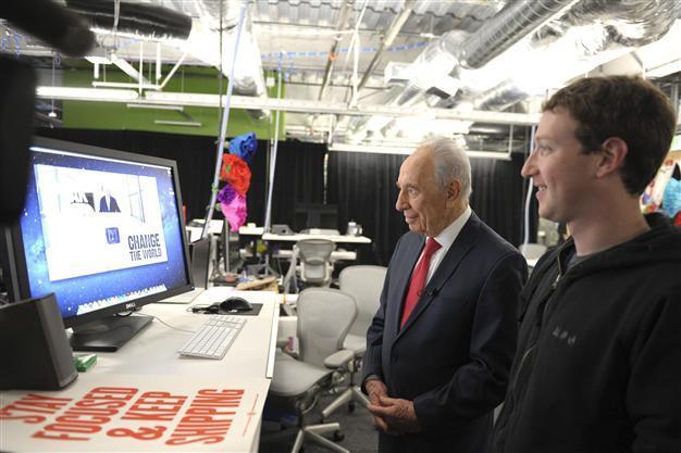 Peres joins Facebook, heads to Hollywood