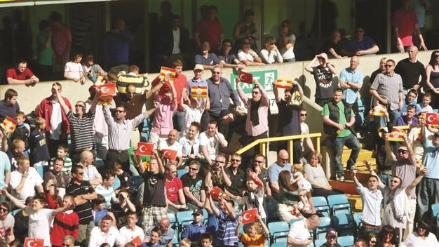 Turkish flags not allowed in Millwall vs Leeds game