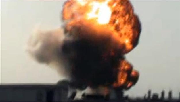 Blasts shake Homs as Syria rebels hit back