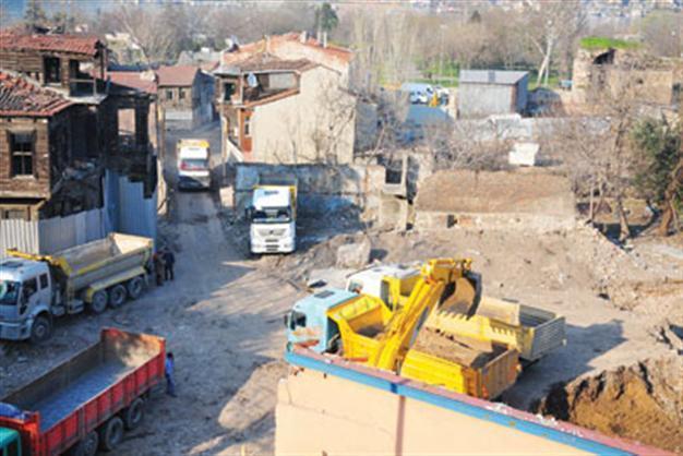Bulldozers begin unpermitted construction in historic neighborhood