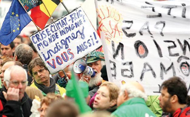 Belgium agrees to extend austerity measures