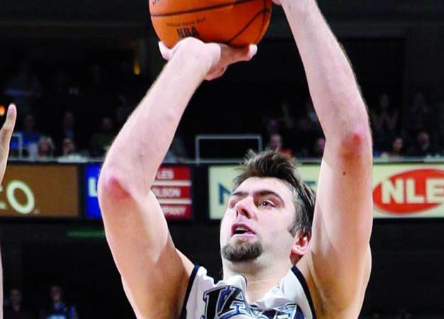 Turkish center Okur traded to Trail Blazers