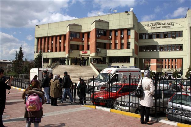 Two wounded in blast in Istanbuls Gaziosmanpaşa