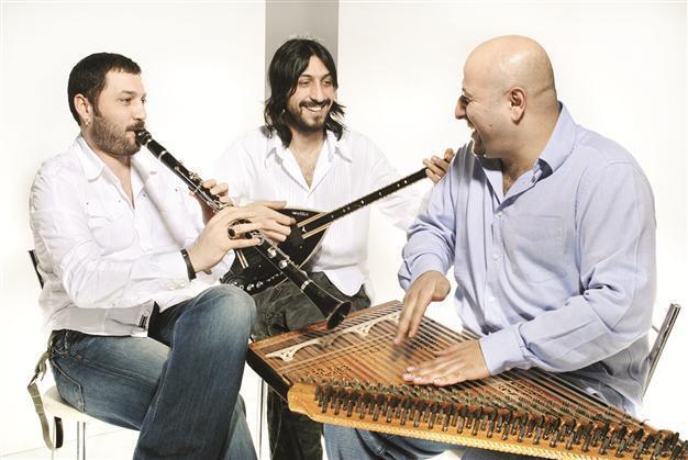 GarajIstanbul hosts three musicians