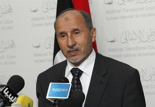 Libya leader threatens force to foil east autonomy bid