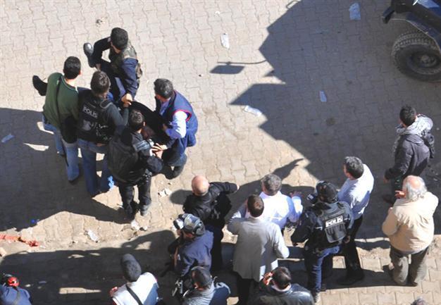 Turkish policeman shot in Nevruz clashes dies
