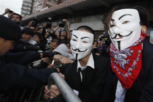 Anonymous says it will hack more Chinese sites
