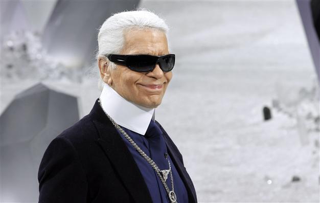 Lagerfeld says French election campaign a mud-fight