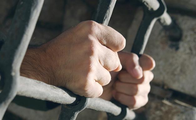 Prisoner remains in jail for singing Kurdish song