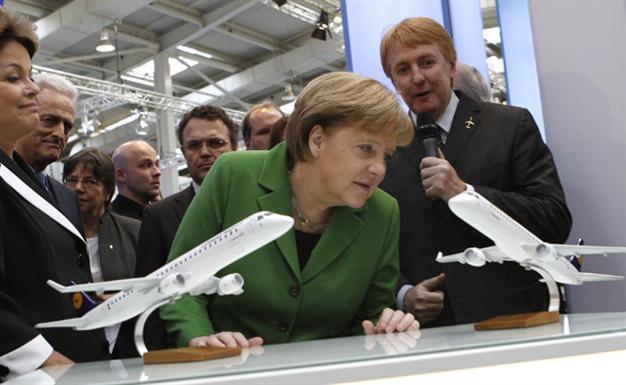 Plane makers take Embraer on board in joint bid for cheap oil